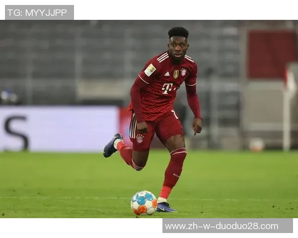 单身足球球星如何平衡事业与个人生活：独立男性的真实故事