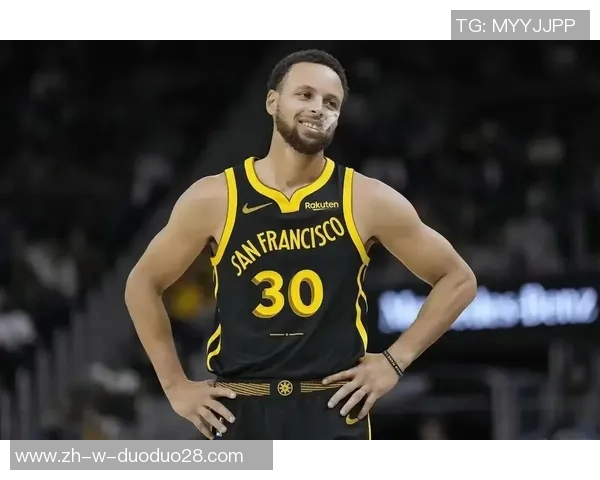 篮球与足球巨星争锋对决：跨界运动员如何打破界限展现全能魅力